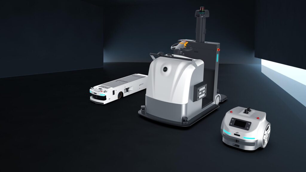 スタンダードロボット社の牽引式AMR