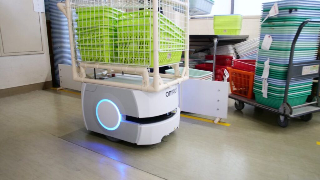導入されたオムロン製の「自動搬送モバイルロボット LDシリーズ」
